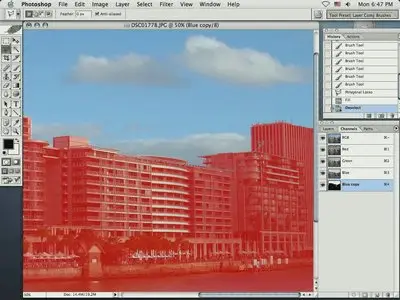 The Techniques of Dylan Cole 2 : Introduction to Cityscape Matte Painting
