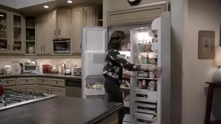 Modern Family S11E00