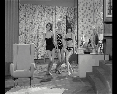 L'appartement des filles - by Michel Deville (1963)