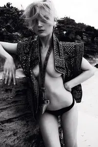 Guinevere van Seenus by Claudia Knoepfel and Stefen Indlekofer for Vogue Germany May 2012