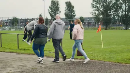Football Parents S01E06