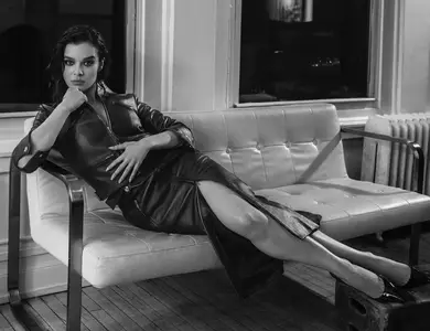 Hailee Steinfeld by JuanKr for Esquire Mexico March 2025