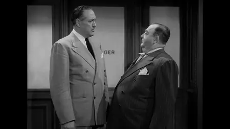 It Ain't Hay (1943) + Commentary