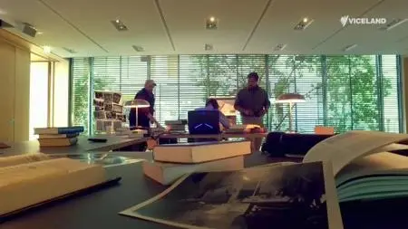 Hunting Hitler S03E00