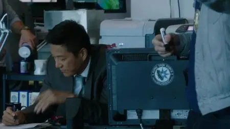 Gang Related S01E01