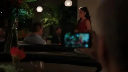 The Baker and the Beauty S01E01