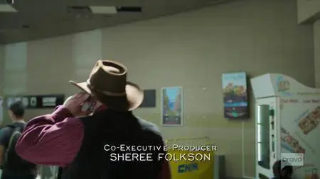 Imposters S02E01