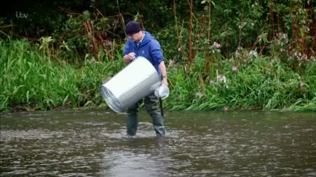 ITV Tonight - Plastic: The Unseen Truth (2019)