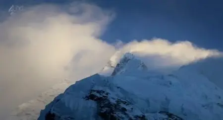 Channel 4 - Terror on Everest: Surviving the Nepal Quake (2015)
