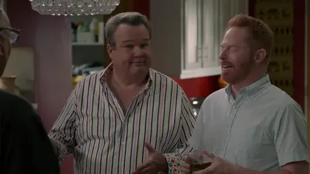 Modern Family S10E02