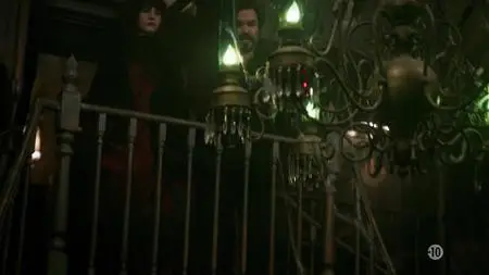 What We Do in the Shadows S01E01