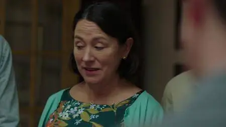 Two Doors Down S03E01