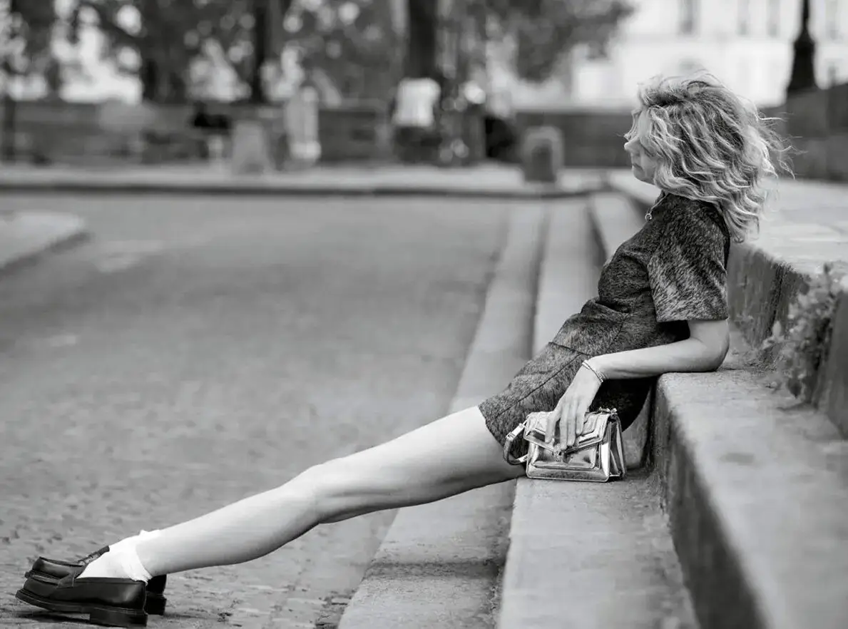 Eva Herzigova by Matthew Brookes for ELLE France July 6th, 2023 / AvaxHome