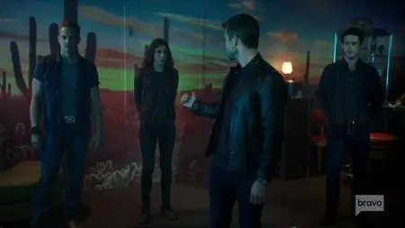 Imposters S02E01