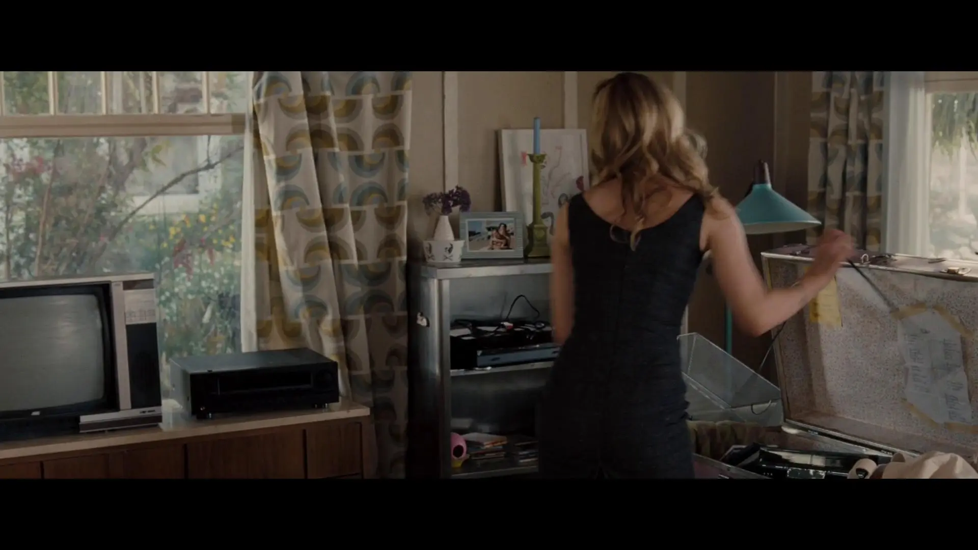 Drag Me to Hell (2009) [Director's Cut + Theatrical Cut]