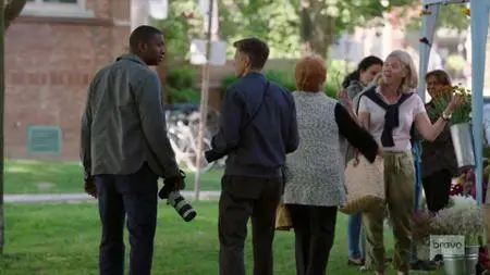 Imposters S02E01