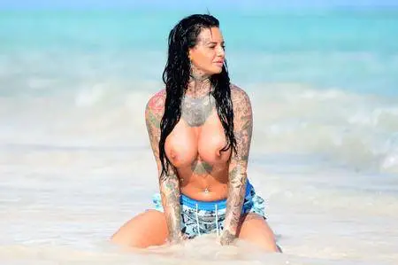 Jemma Lucy on the beach in the Caribbean on March 3, 2017