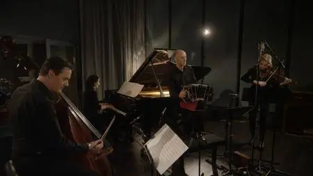 Isabelle van Keulen Ensemble - Astor Piazzolla 'Tango!' (2013) [Blu-Ray]