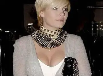 Elisha Cuthbert Was Dressed to Kill