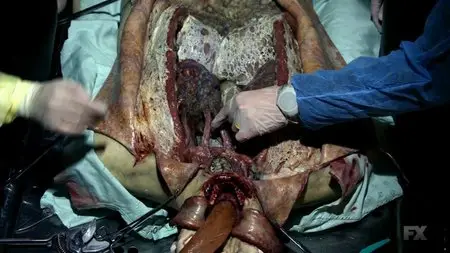 The Strain S01E04 (2014)