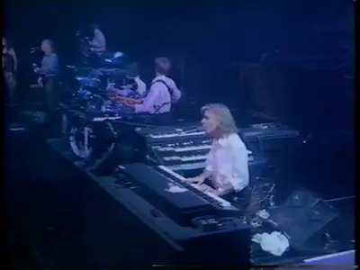 Pink Floyd - Would You Buy A Ticket To This Show? (1987) [2xDVD]