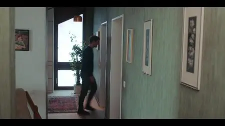 Over Christmas S01E02