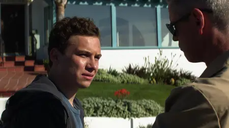 Animal Kingdom S01E03
