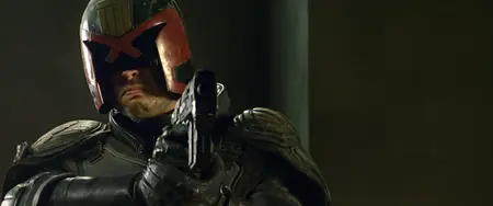 Dredd (2012) + Extras