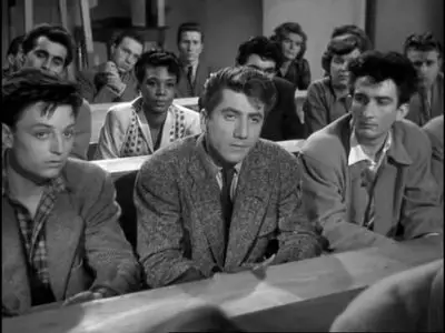 Rendez-vous de juillet / Rendezvous in July (1949)