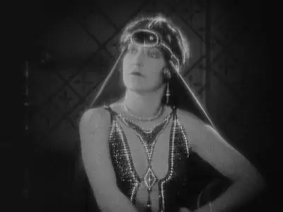 The Mystic (1925) [The Criterion Collection]
