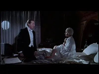 And the Ship Sails On (1983)