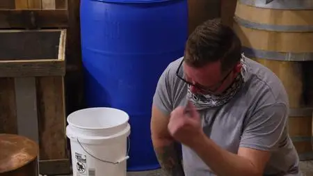 Moonshiners: Master Distiller S02E05 S03E20