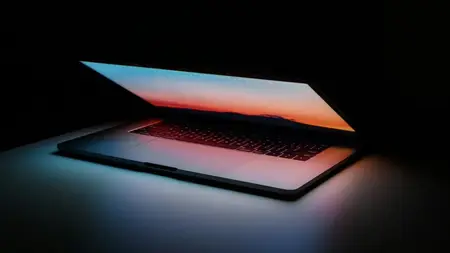 Start Your Agency: Niche, Outreach & First Clients