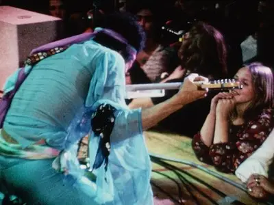 Jimi Hendrix - Jimi Plays Berkeley (2012) [BDRip, 1080p]