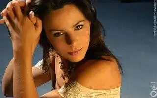 Virgula Girl with Anna Oliveira