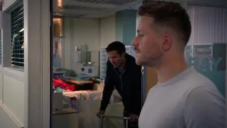 Holby City S20E11