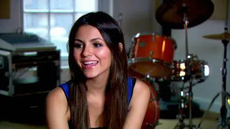 7 Secrets with Victoria Justice (2010)