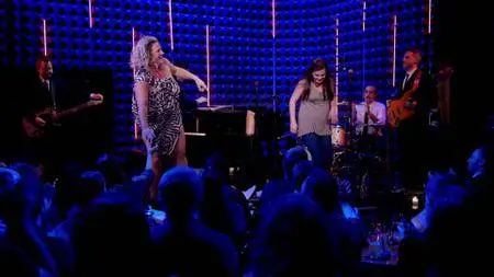 Bridget Everett: Gynecological Wonder (2015)