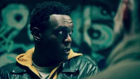 Informer S01E01