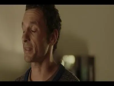 YOU S01E01