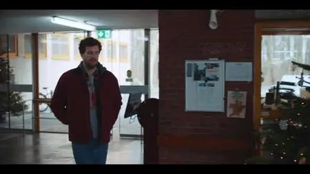 Over Christmas S01E02