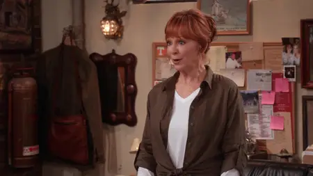 Happy's Place S02E01