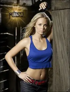 Laura Vandervoort - Set Two