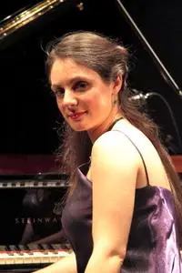 Mariangela Vacatello - Claude Debussy: 12 Etudes, Estampes, Deux Arabesques, L'Isle joyeuse (2012)