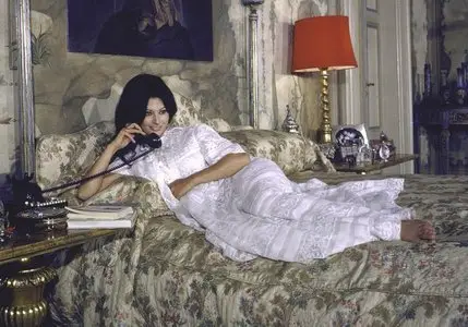 Sophia Loren & Carlo Ponti - Alfred Eisenstaedt Photoshoot 1964 Inside Sophia Loren’s Roman Villa