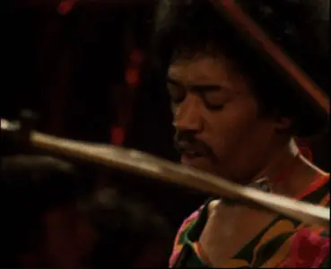 Jimi Hendrix - Blue Wild Angel: Live at Isle of Wight (2002)