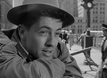 Side Street (1949)