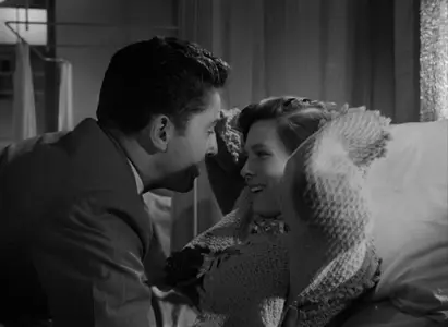 Side Street (1949)