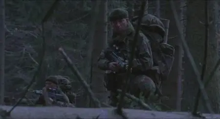 Dog Soldiers (2002)