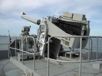 US 5"/38 Mark 37 Mod 6 Naval Dual-Purpose Mount Walk Around